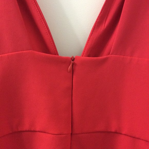 Zara low cut fitted mini red dress (XS) - Picture 5 of 9